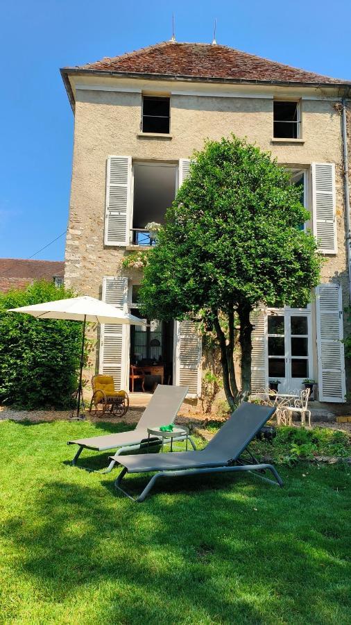 Le Grand Barrois Bed & Breakfast Crecy-la-Chapelle Exterior photo